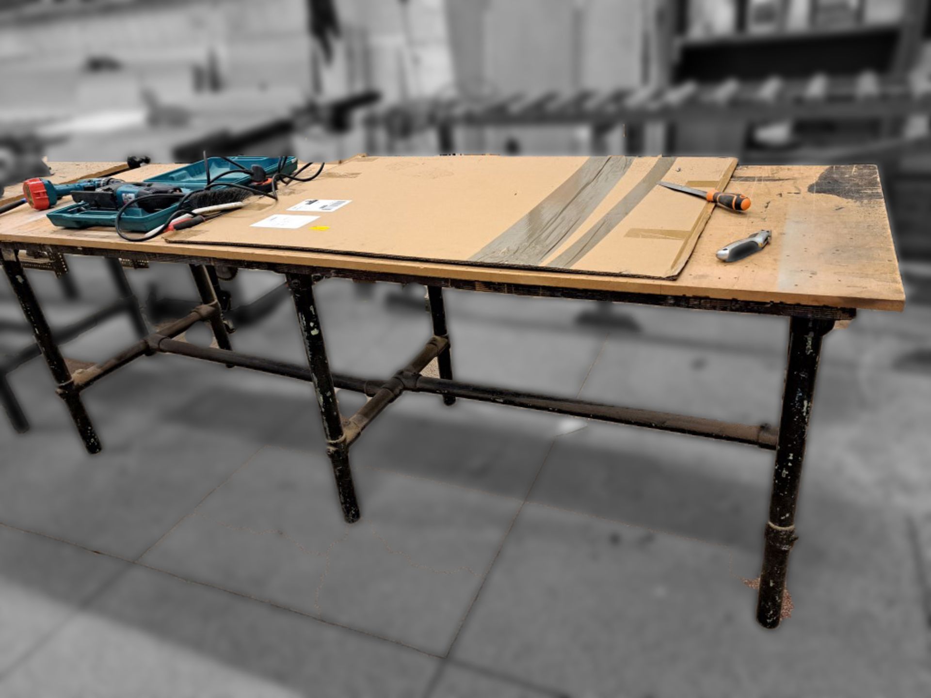 2 x Stand-alone Work Benches