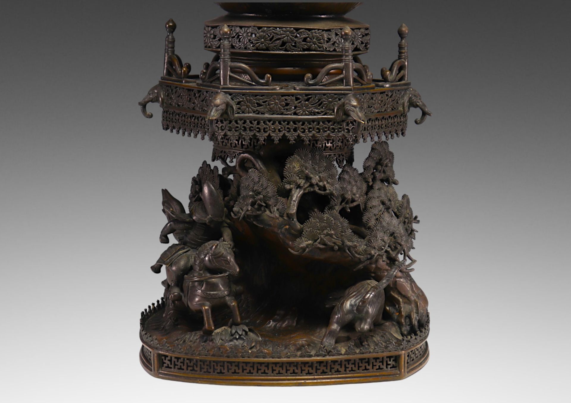 Japan, imposing bronze incense burner, Meiji period. - Bild 5 aus 5