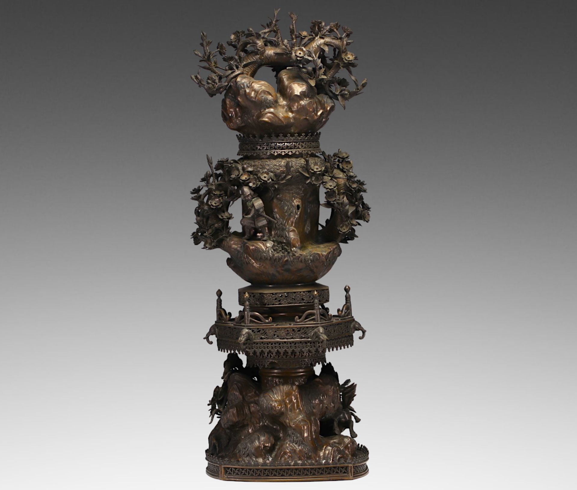 Japan, imposing bronze incense burner, Meiji period. - Bild 3 aus 5