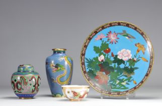 Lot of cloisonne objects (including a porcelain bowl), Chinese work