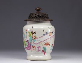 China - Famille rose covered pot