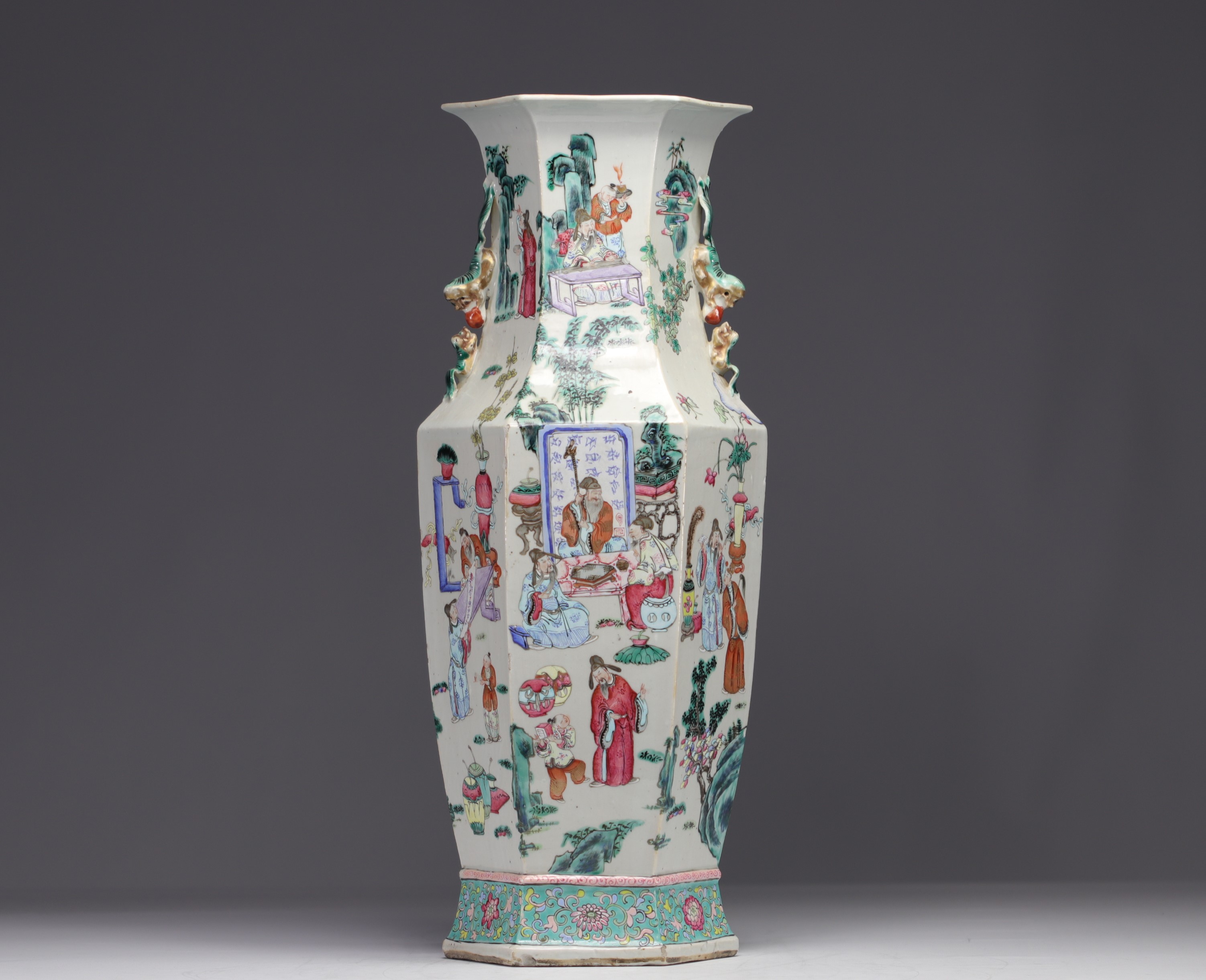 China - imposing famille rose porcelain vase decorated with scenes of life, 19th century. - Image 4 of 6