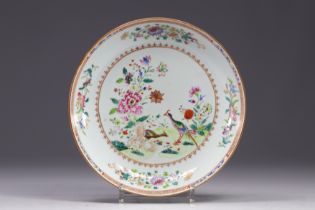 China - Qianlong porcelain plate decorated with birds and flowers, 18th century.