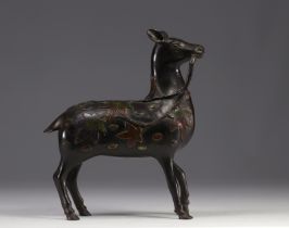 China - Stag in cloisonne bronze, Ming mark on the base.