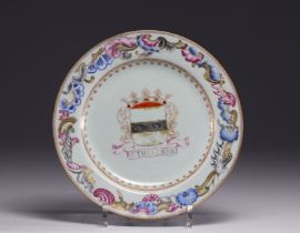 A "compagnie des Indes" porcelain plate decorated with a coat of arms from 18th century