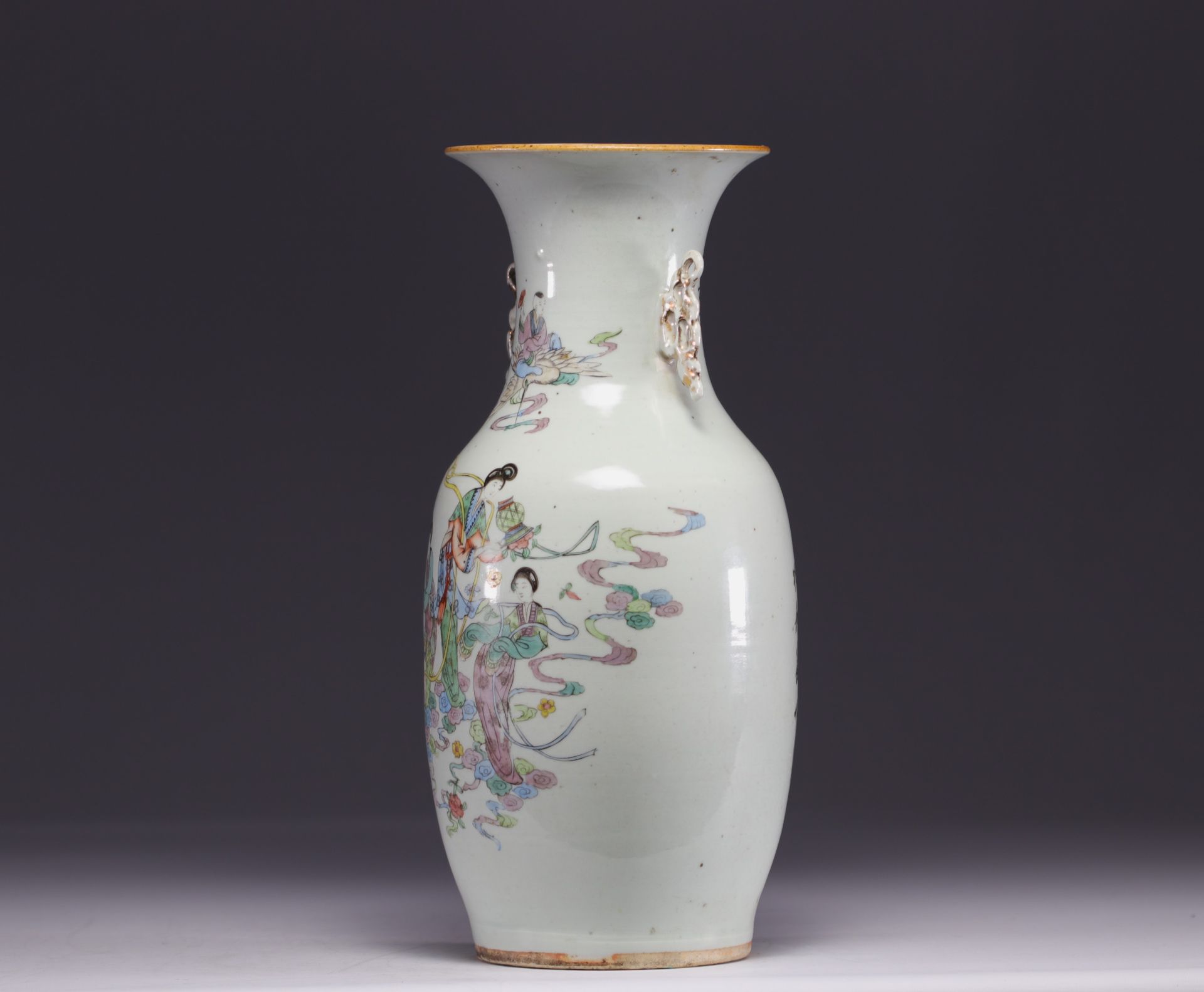 China - Famille rose vase decorated with figures, early 20th century - Image 4 of 5