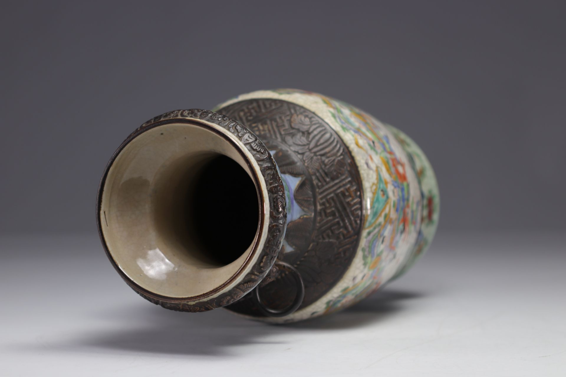 China - Nanking porcelain vase with battle scene decoration, 19th century. - Image 5 of 6