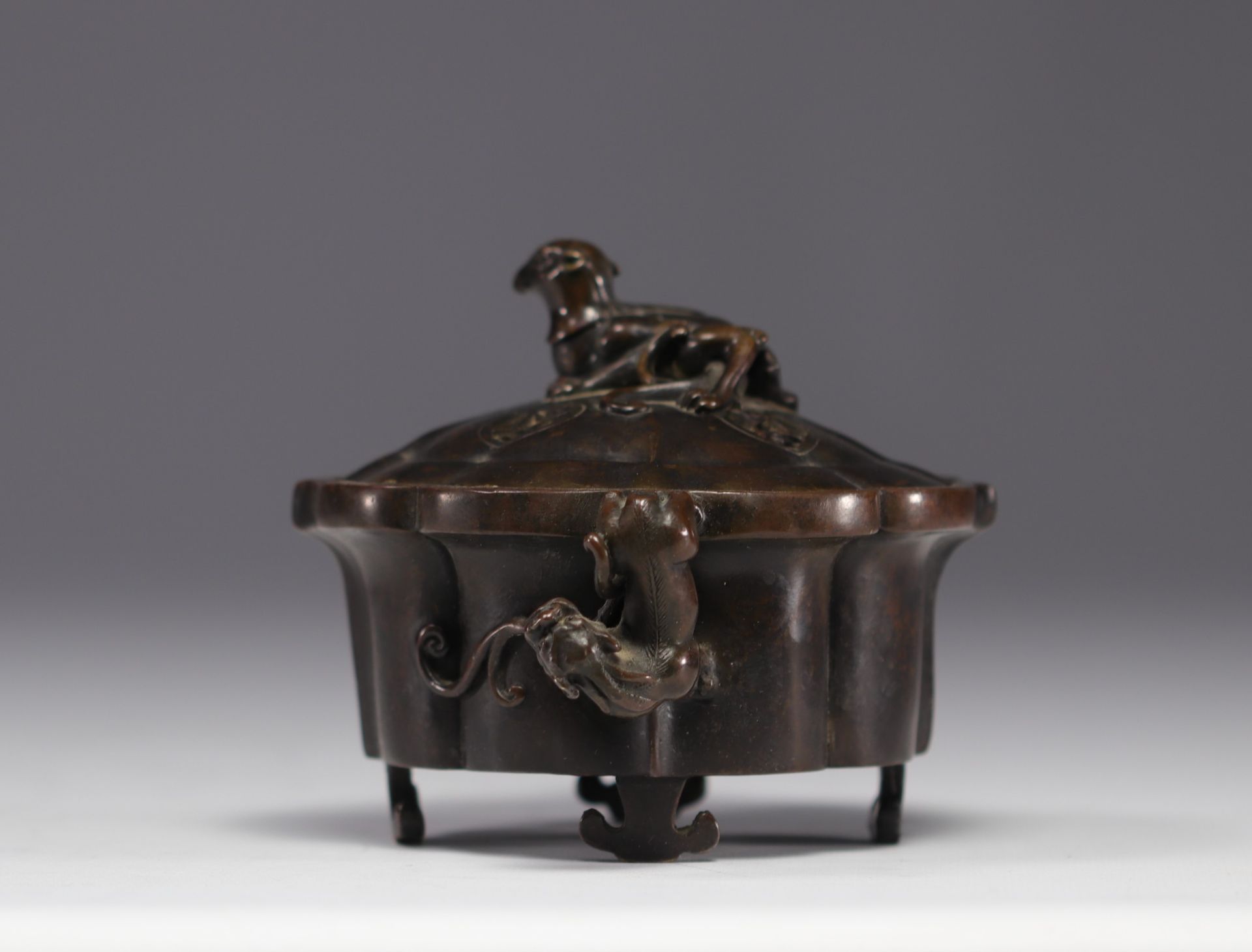 China - bronze perfume burner decorated with fantastic animals, Kangxi mark. - Image 2 of 6