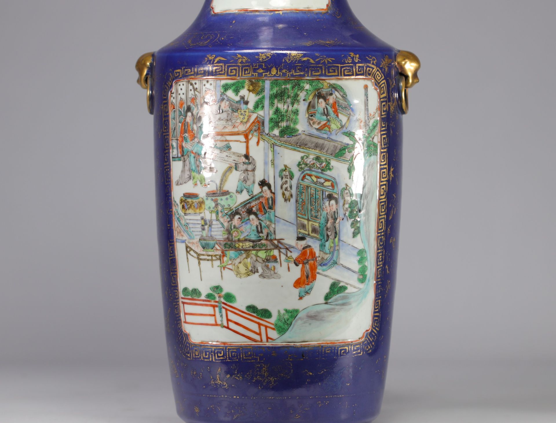 Large pair of blue powdered porcelain vases decorated with scenes of life from the 19th century - Image 5 of 11