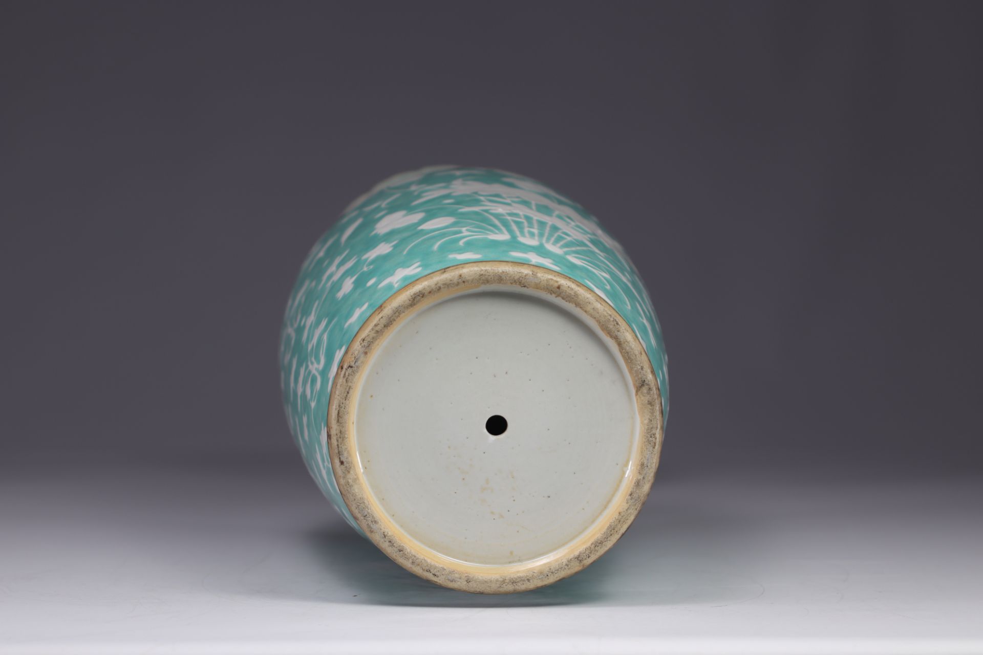 China - large porcelain vase decorated with flowers and birds, turquoise glaze, 19th century. - Image 6 of 6