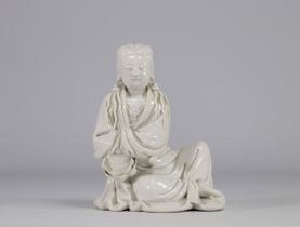 Guanyin statue in Chinese white with a rare male face from the 17th century