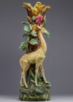 Imposing giraffe slip vase, glazed ceramic with floral decoration, late 19th century.