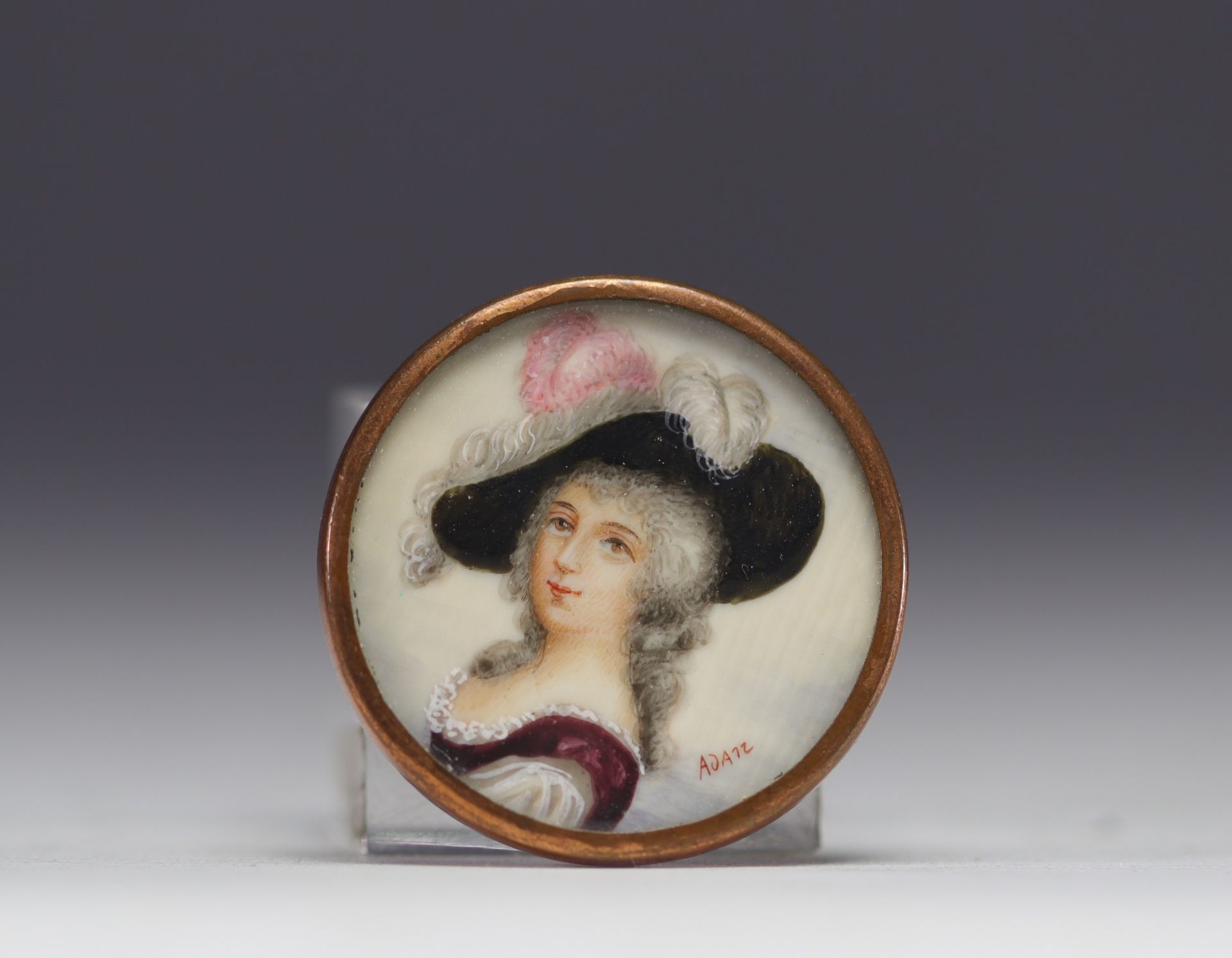 Set of five buttons, miniature painting on brass mount, 18th-19th century. - Image 4 of 7