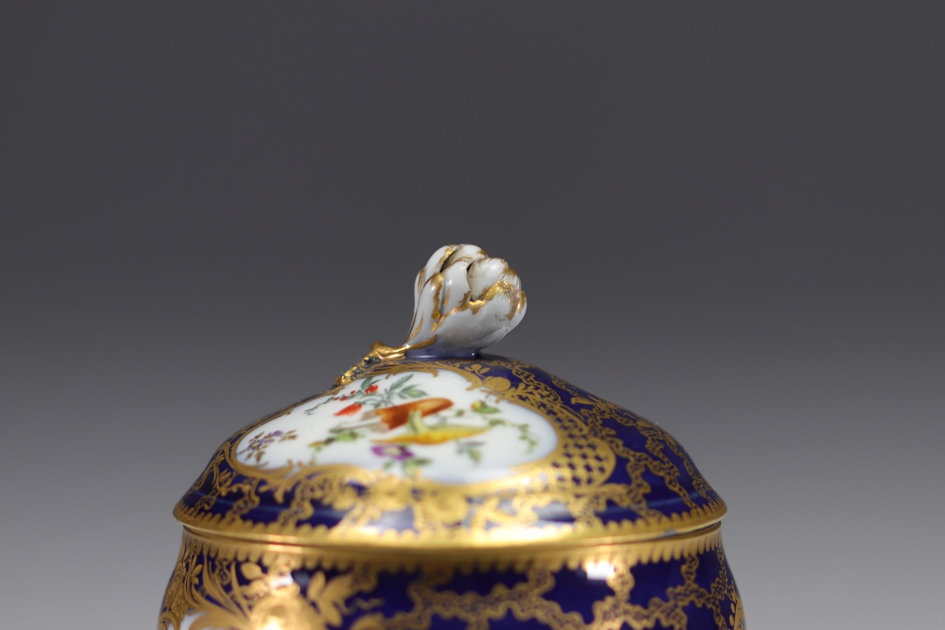 MARCOLINI, Sugar bowl in Meissen porcelain. - Image 5 of 7