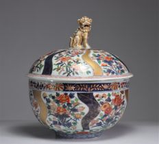 Japan - Imposing porcelain covered bowl from 18th century