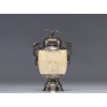 Exceptional Japanese ivory vase with a silver and enamel frame from the Meiji period (æ˜Žæ²»æ™‚ä»£ -