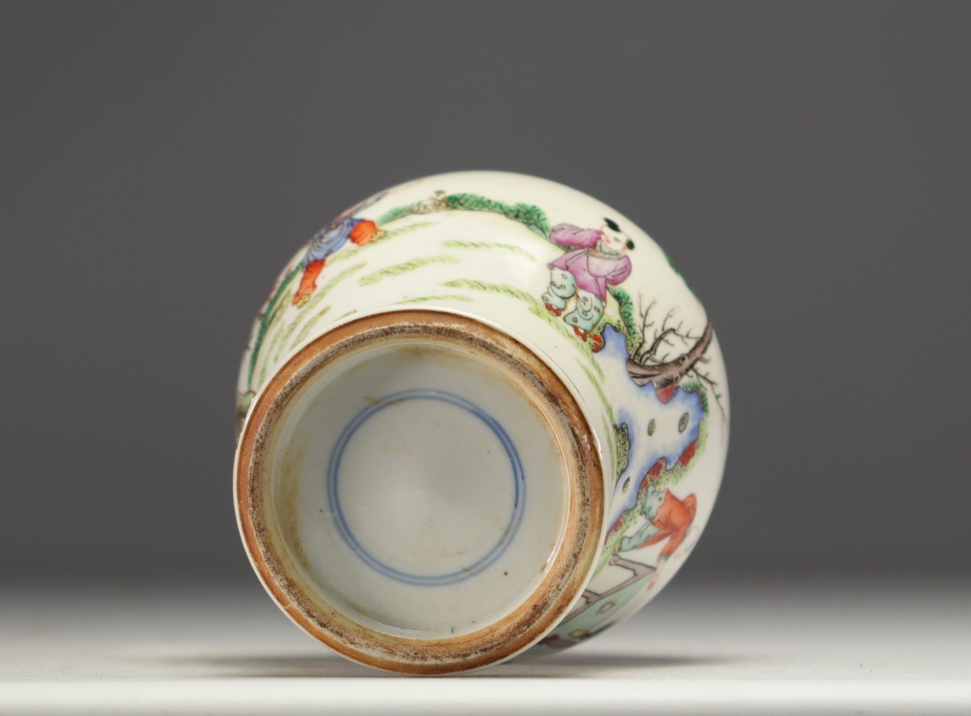 China - Famille rose porcelain vase decorated with women and children. - Image 2 of 4