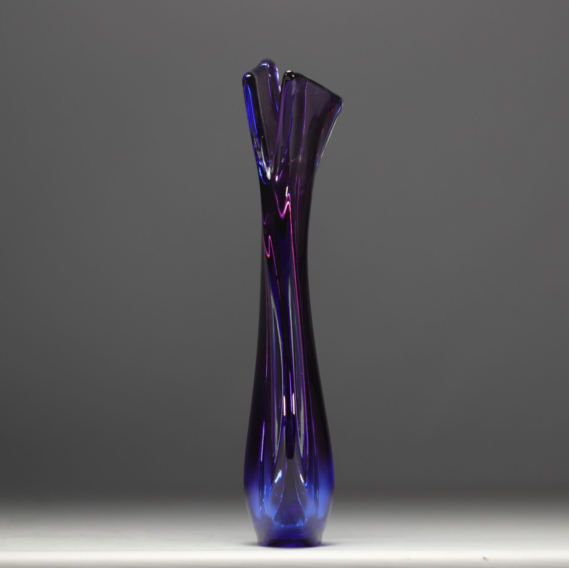 Flavio POLI (1900-1980) Sommerso Murano - Multi-layered glass vase circa 1960. - Bild 2 aus 3