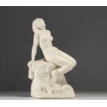 "Nude young woman" Sculpture in white marble.