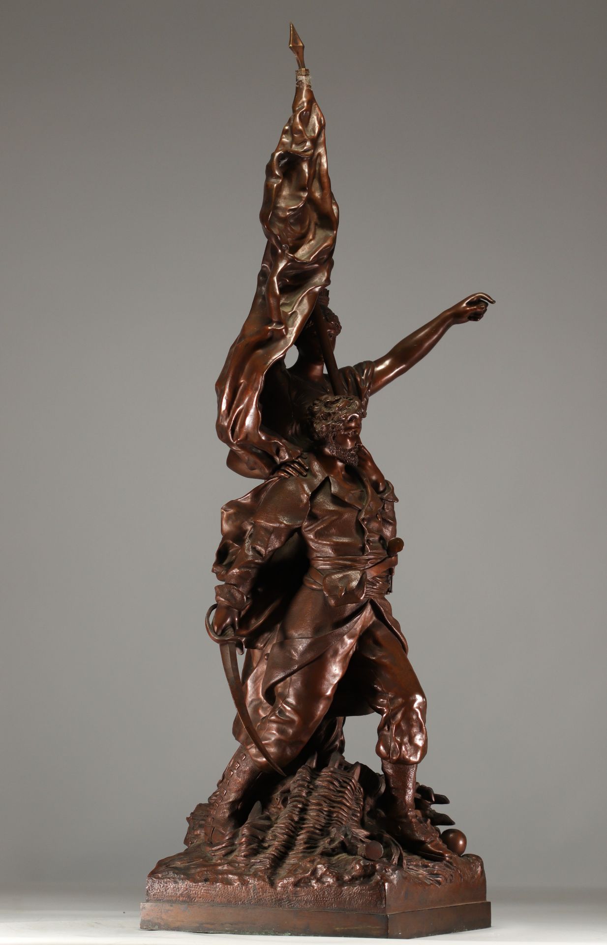 Gustave DORE (1832-1883) - "National defence", an imposing bronze sculpture. - Bild 5 aus 7