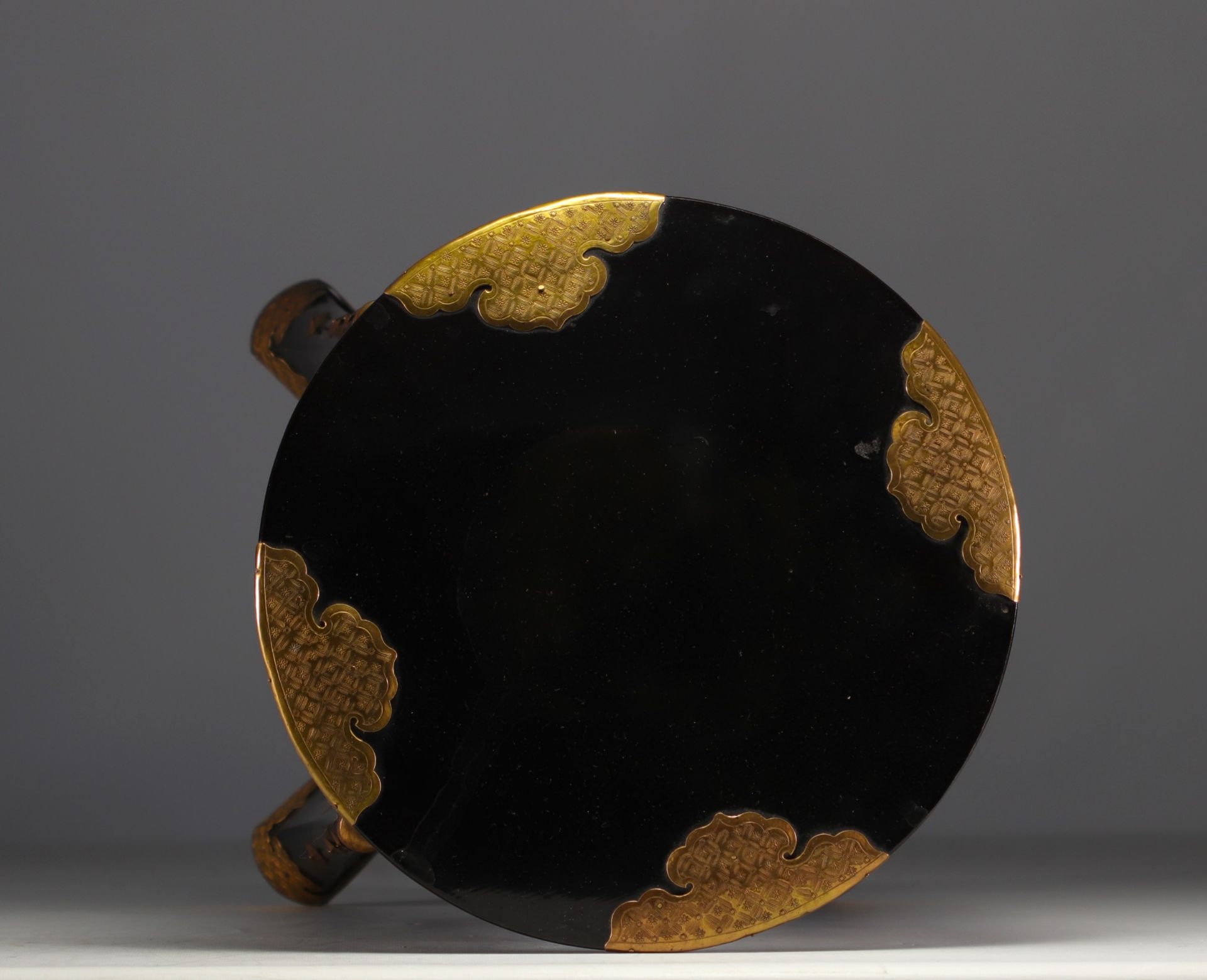 Japan - Meiji period black and gold lacquer Hokkai-Bako box, 19th century. - Image 4 of 4