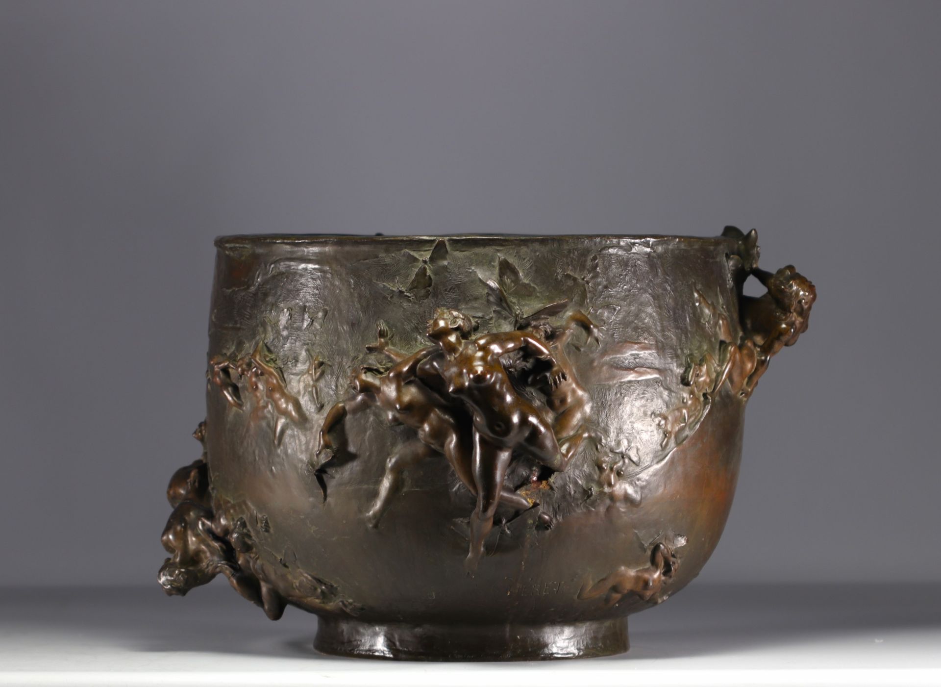 Gustave Joseph CHERET (1838-1894) Imposing bronze jardiniere decorated with naiads and butterflies. - Bild 2 aus 13