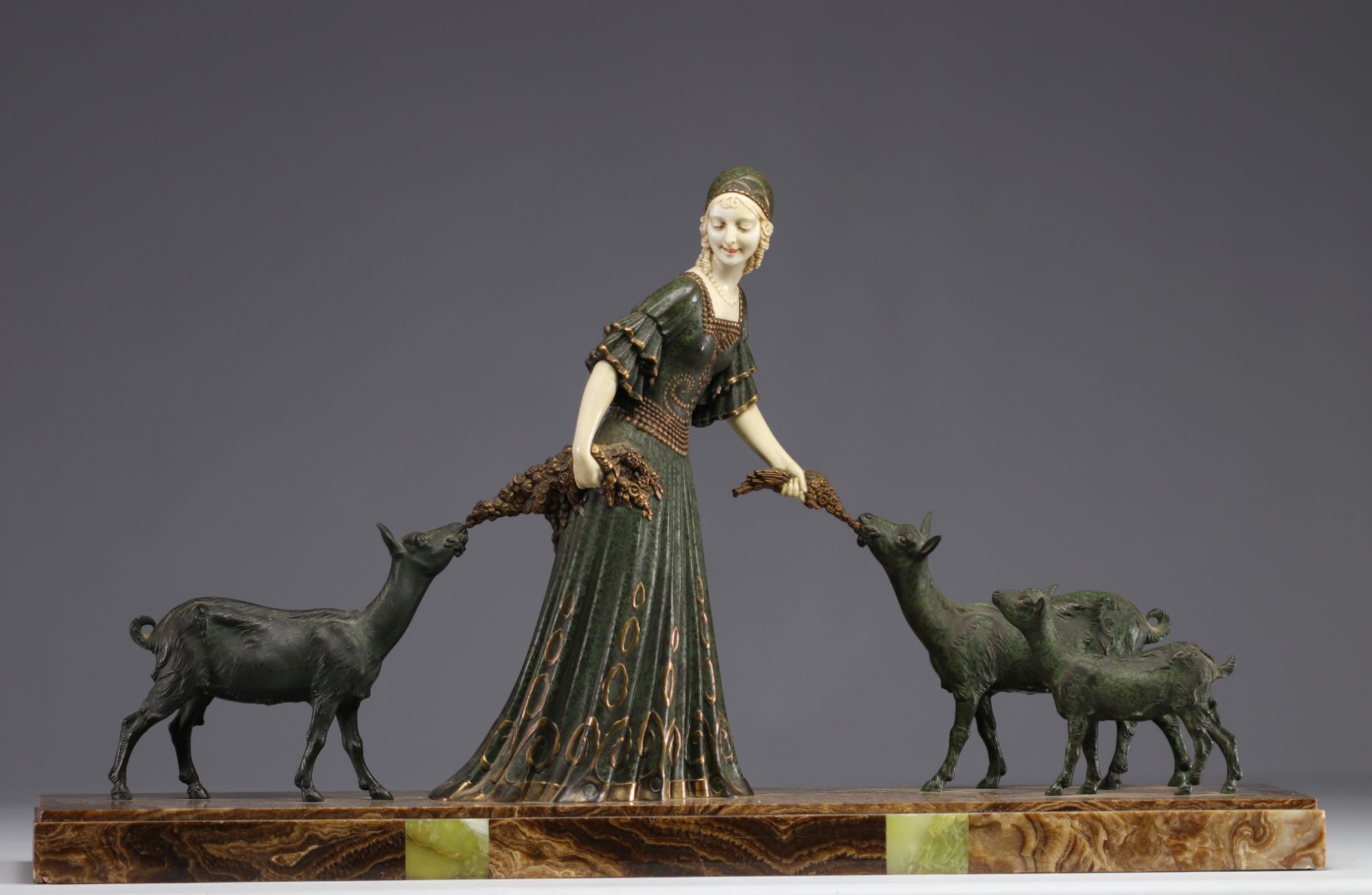 Demetre CHIPARUS (1886-1947) "Elegant with goats", large sculpture in regulated.