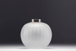 DAUM Nancy - Ball base in acid-etched glass, circa 1930