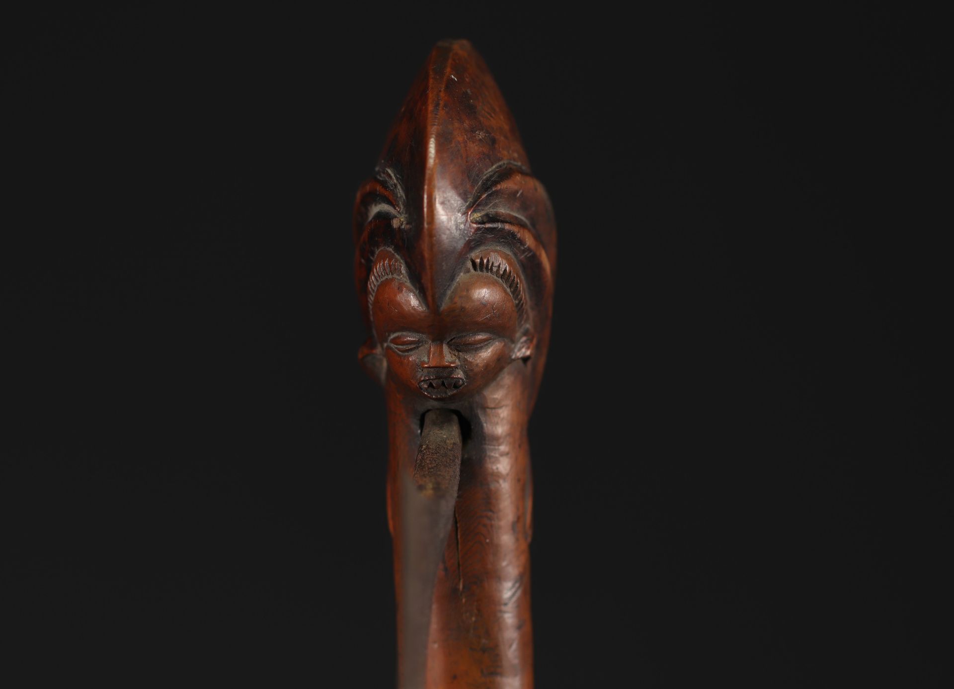 Rare Mbala prestige axe - Dem.Rep.Congo - Image 5 of 5