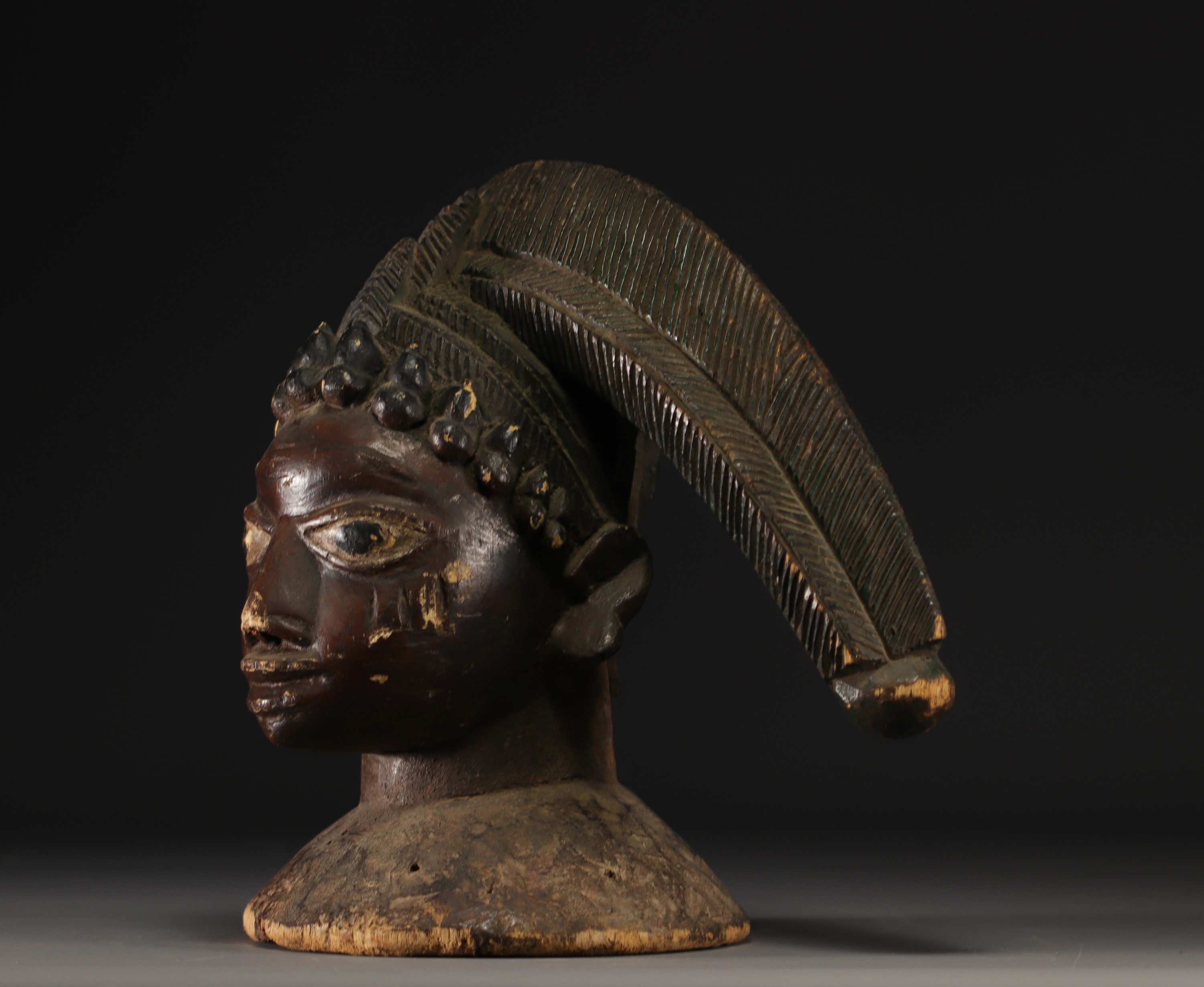 Crest mask - Yoruba - Nigeria - Image 2 of 3