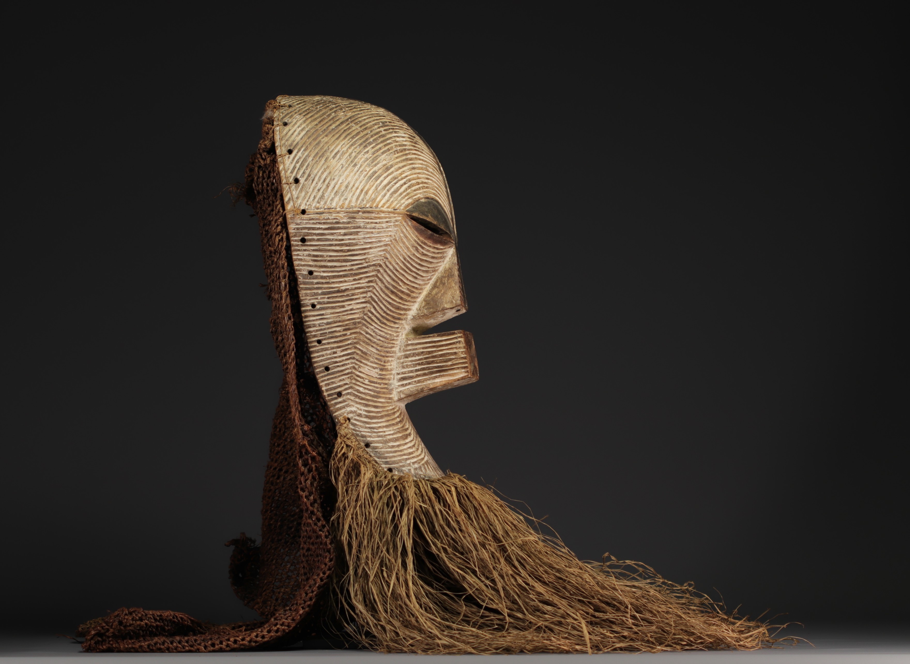 Kifwebe mask (Luba Songye) - Dem.Rep.Congo - Image 6 of 7