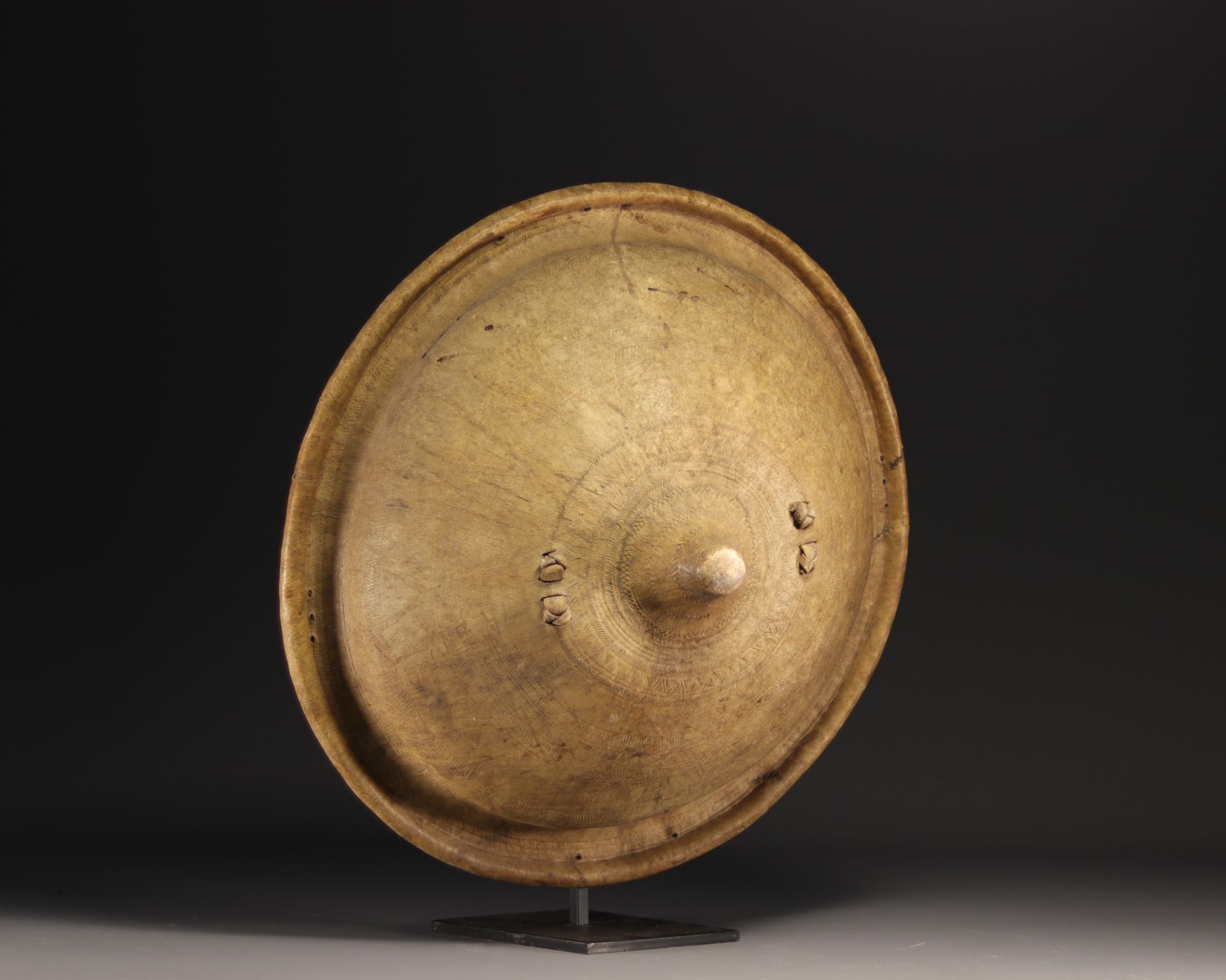 Konso shield - Ethiopia - Image 3 of 3