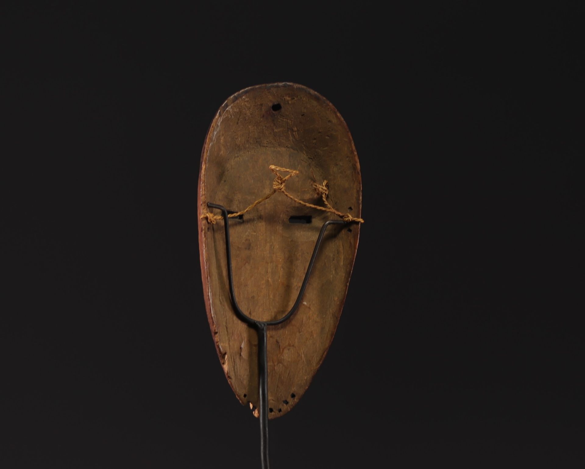 Lega Mask - Rep.Dem.Congo - Image 4 of 4