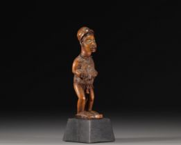 Bwende / Bembe statue/fetish - Rep.Dem.Congo