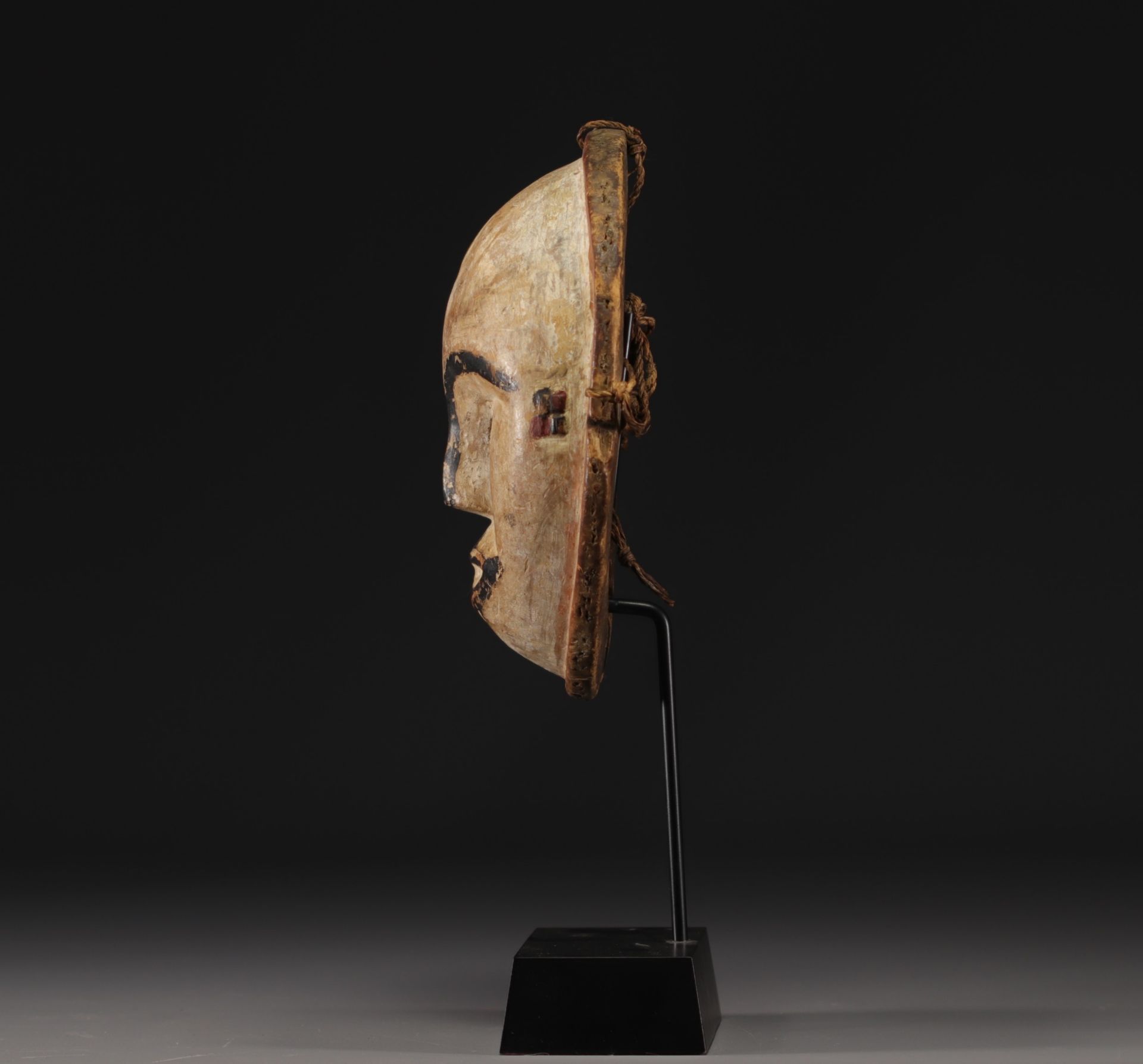 Ancient Igbo mask - Nigeria - Image 6 of 6