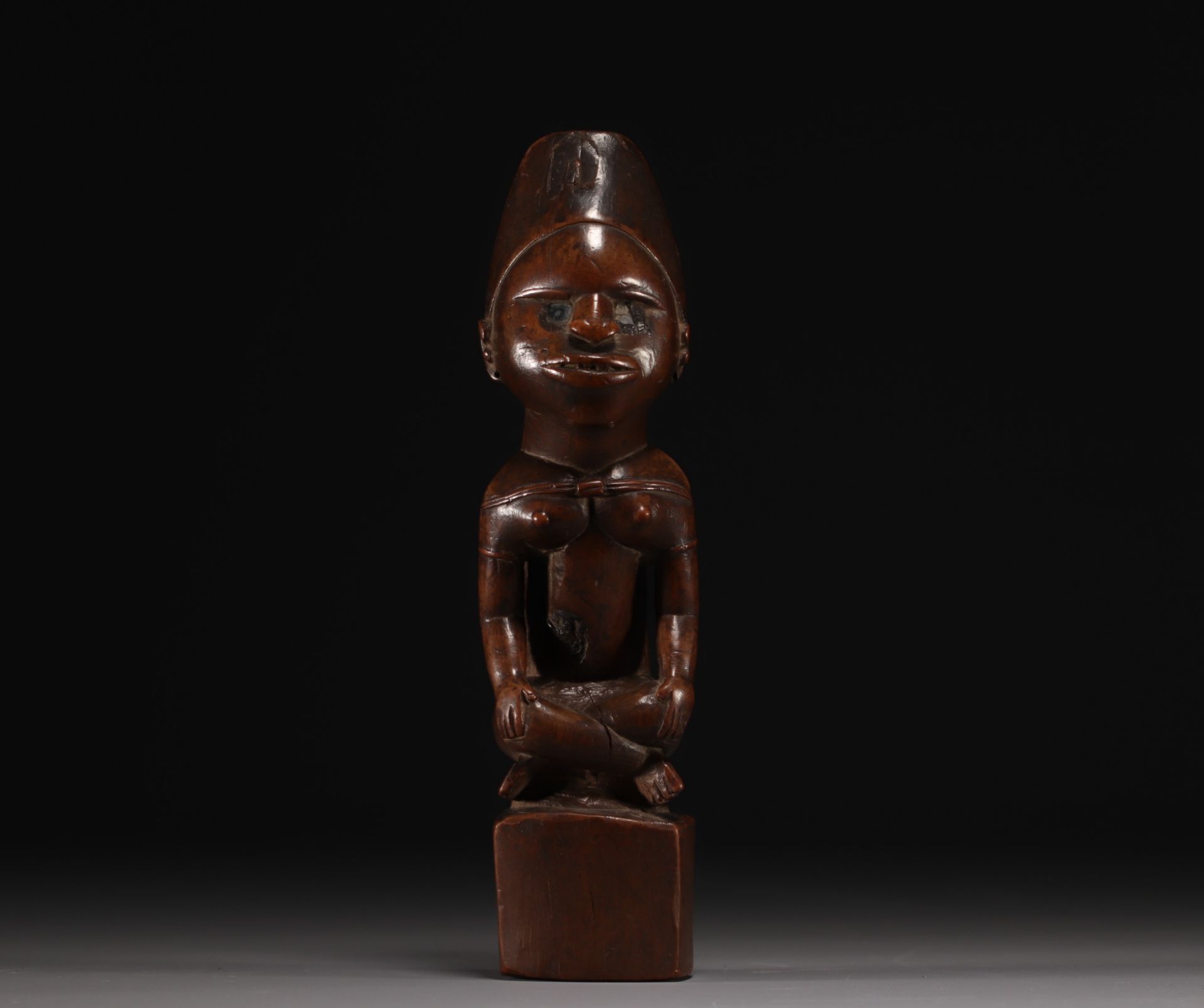 Female figure - Yombe - Rep.dem.Congo