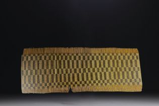 Rare prestige fiber mat with unusual square geometric decoration - Tutsi - Rep.Dem.Congo