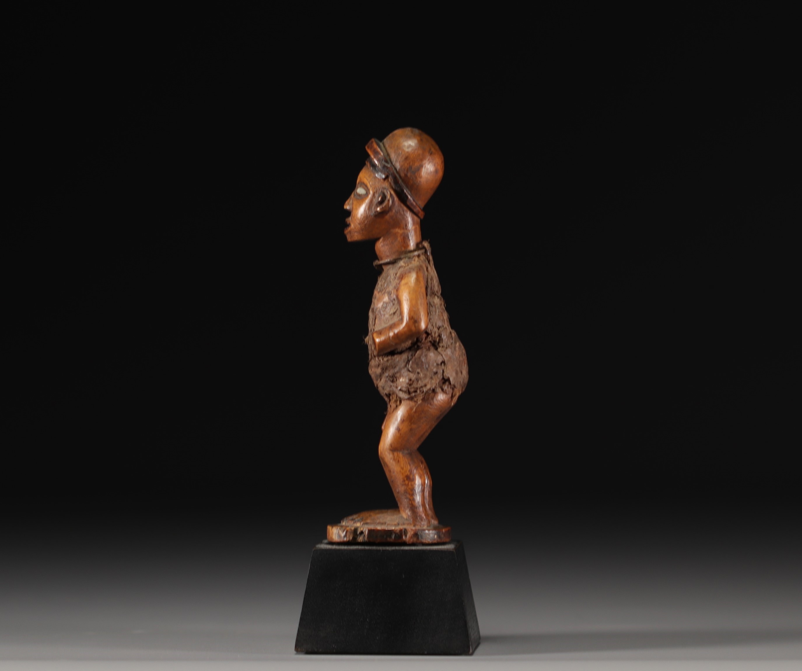 Bwende / Bembe statue/fetish - Rep.Dem.Congo - Image 2 of 7