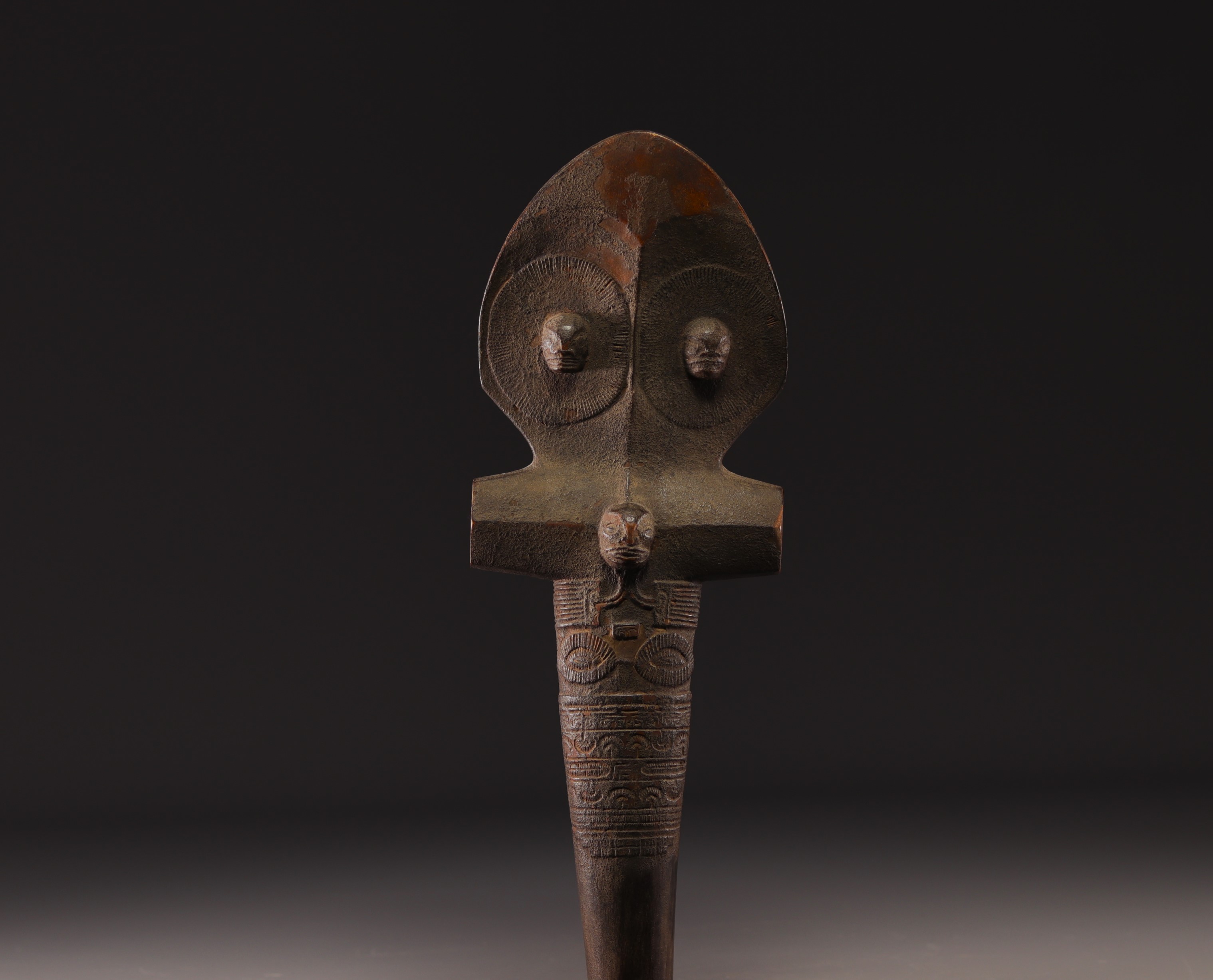 U'U club - Marquesas Islands XIX - XX th century