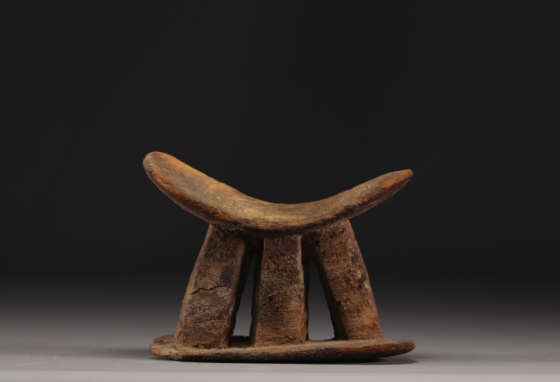 Headrest - Tellem - ca 16th century - Image 2 of 2