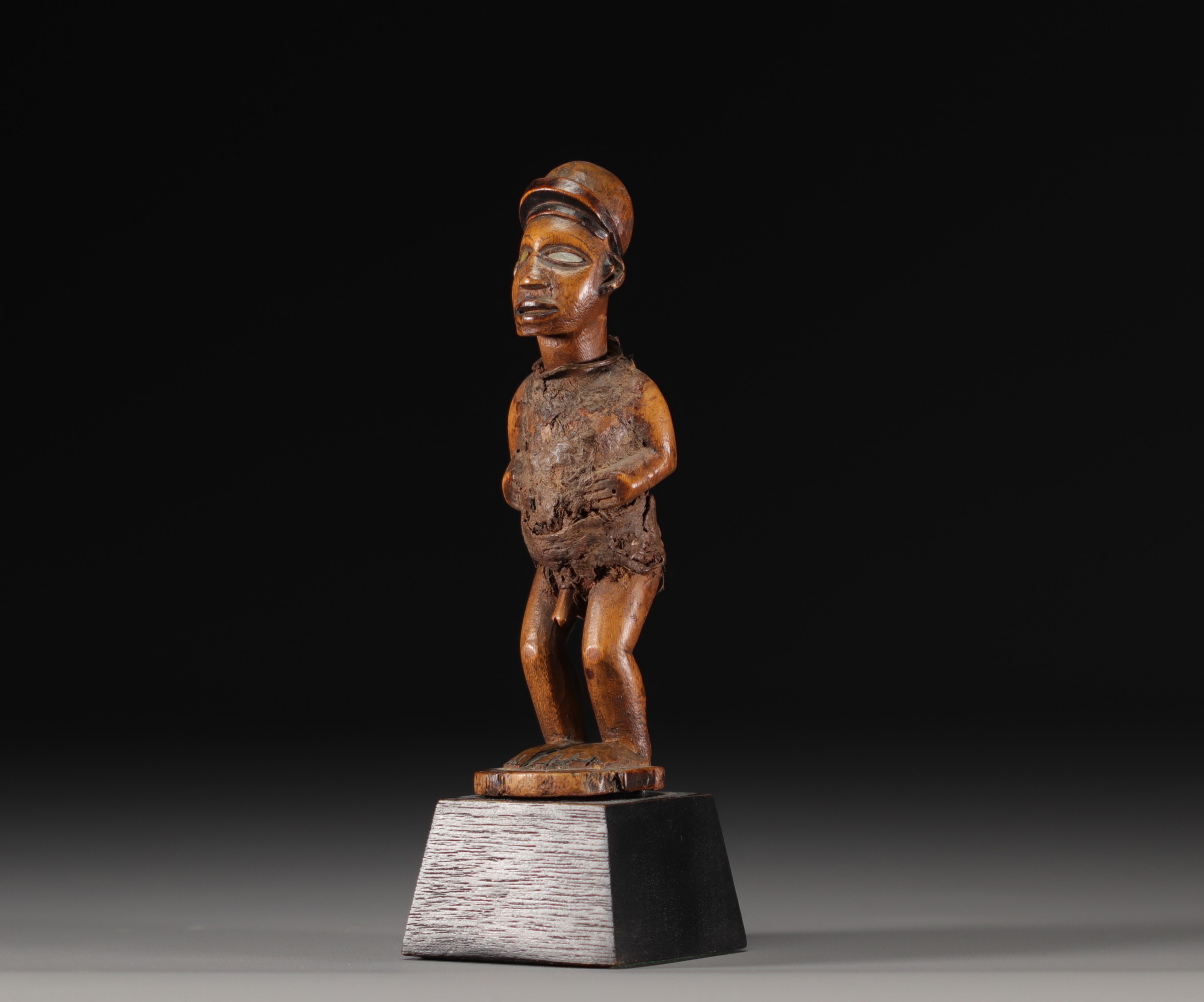 Bwende / Bembe statue/fetish - Rep.Dem.Congo - Image 5 of 7