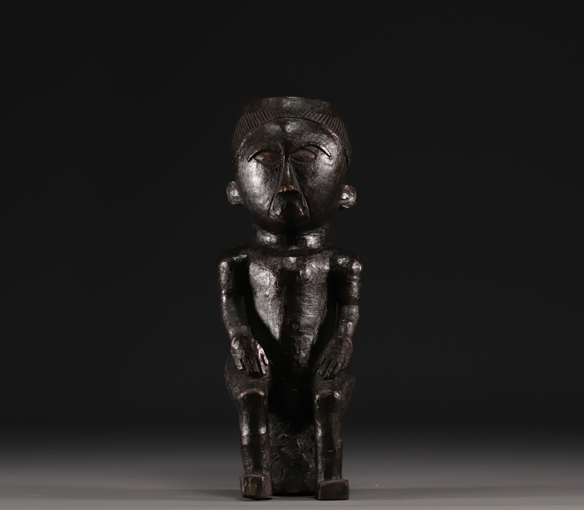 Large Kuba cup depicting a seated figure - Rep.Dem.Congo - Image 3 of 4