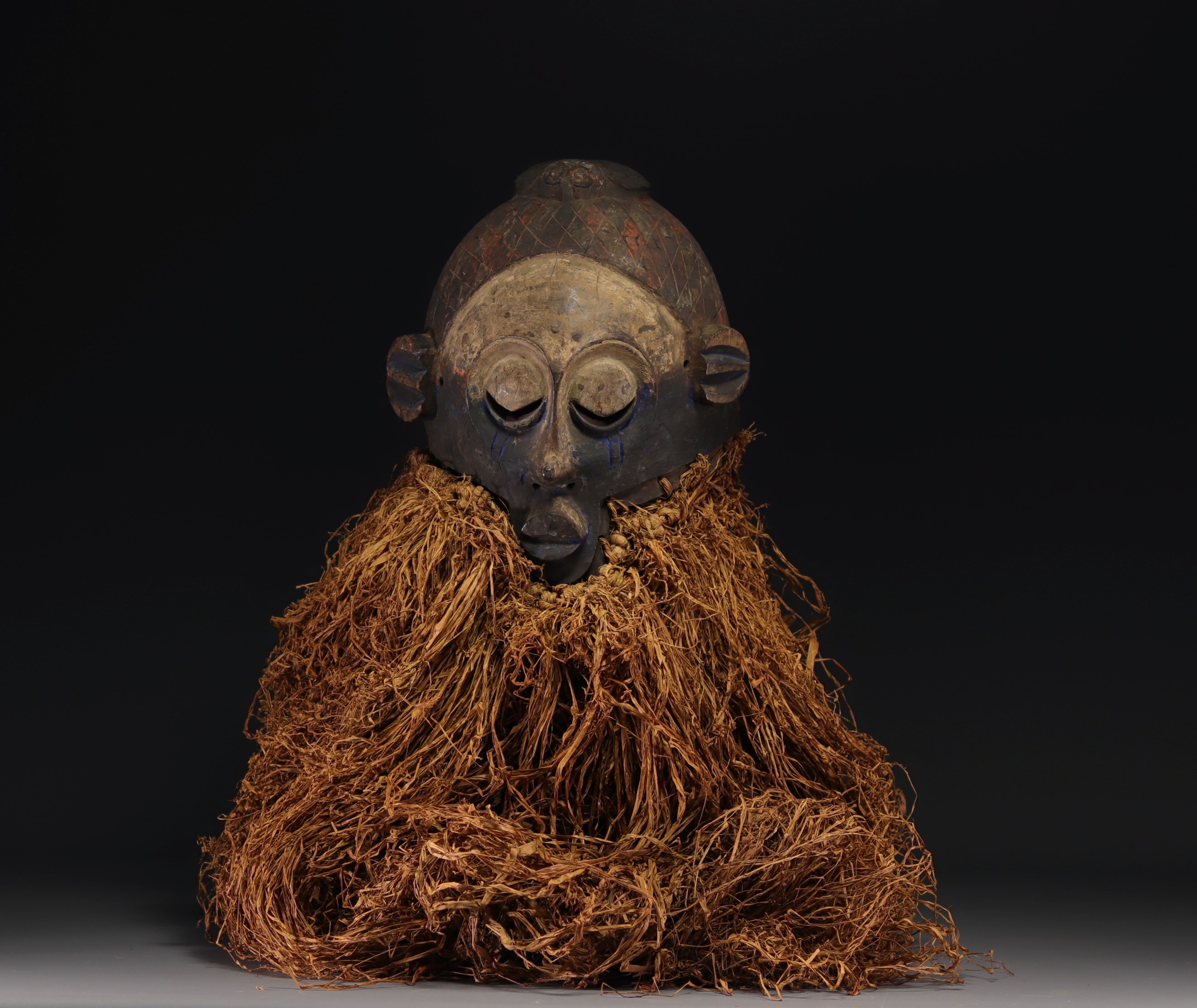 Holo mask - Dem.Rep. Congo - Image 5 of 6