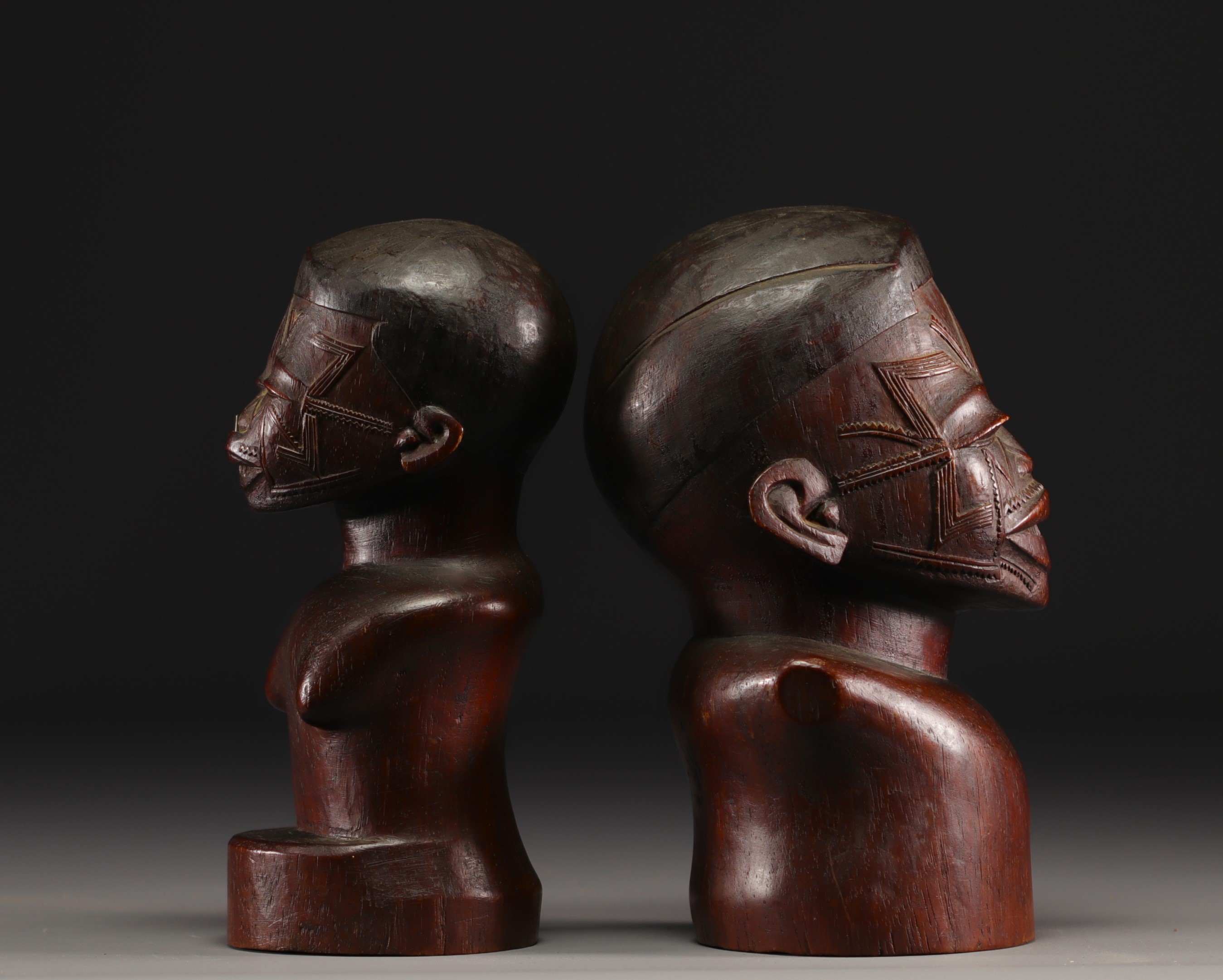 2 Makonde carved busts - Mozambique - Image 4 of 5
