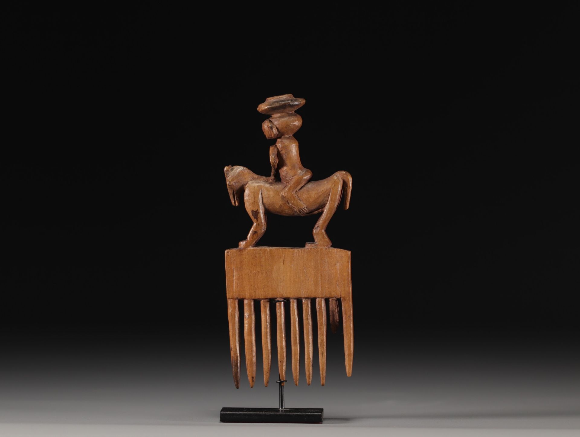 Comb decorated with a horseman - Kasongo - Angola - Bild 3 aus 3