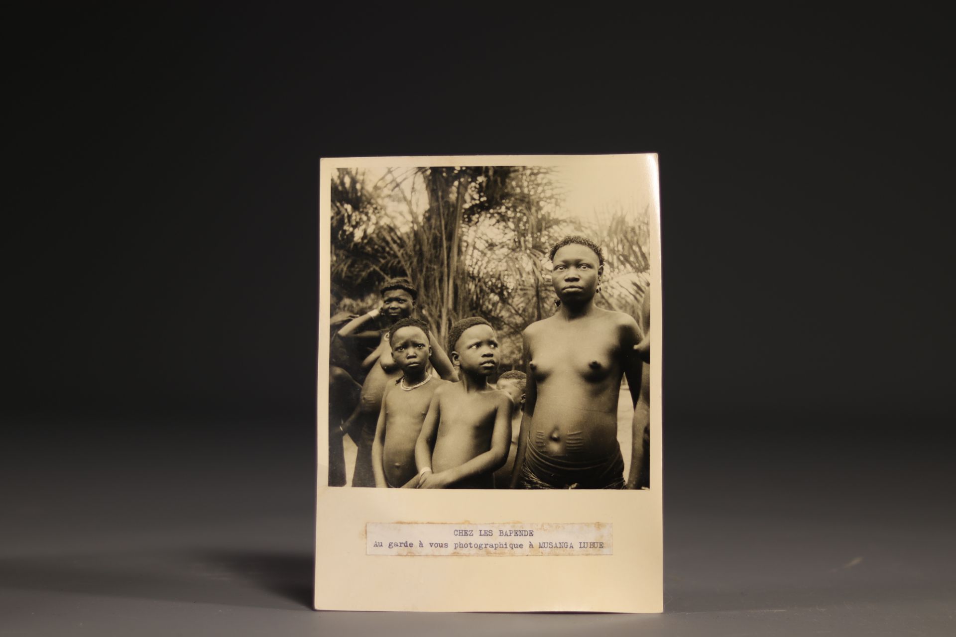 9  photos (23x18cm) of various tribes - Rep. Dem. Congo - Image 6 of 10