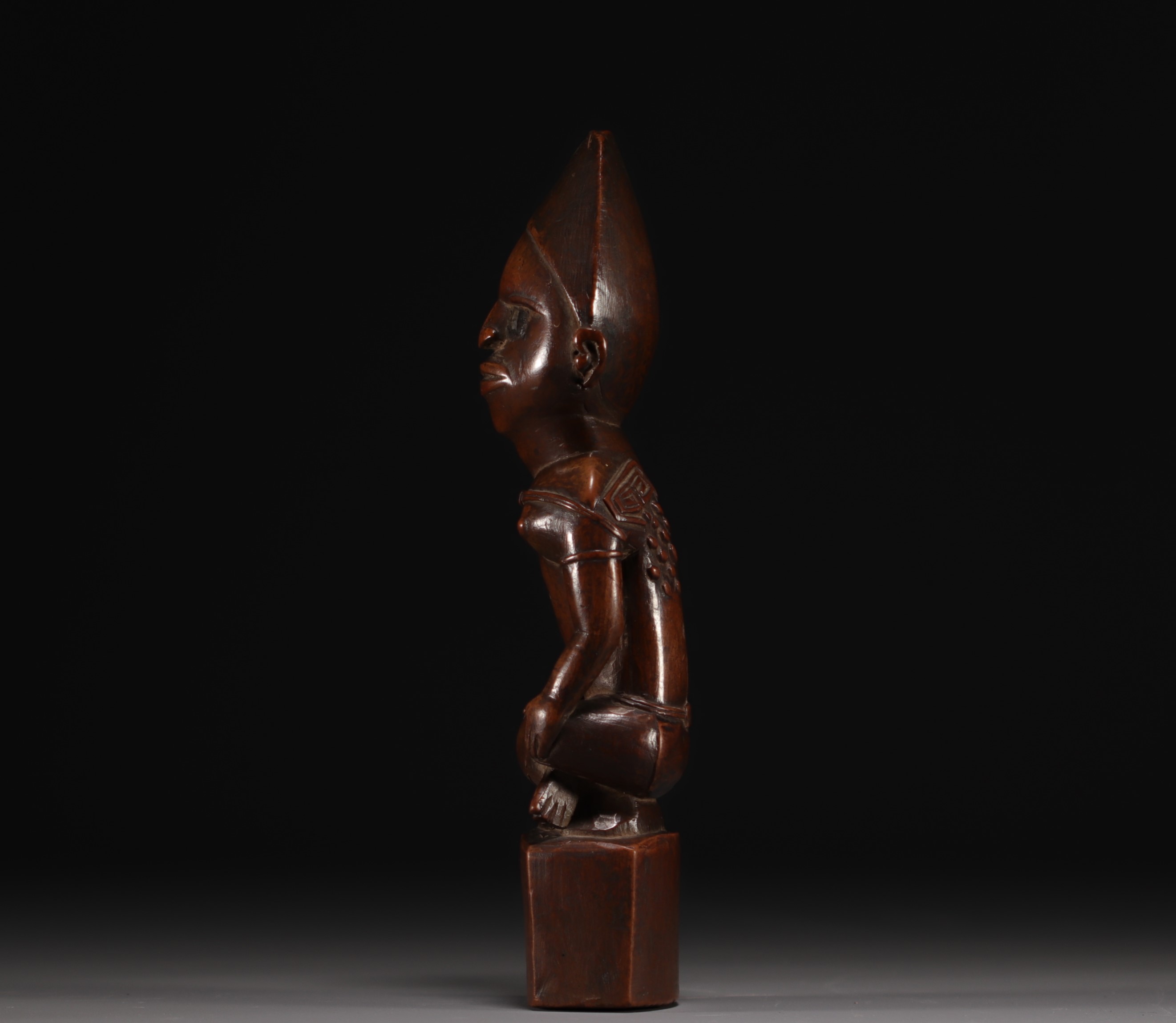 Female figure - Yombe - Rep.dem.Congo - Image 3 of 5