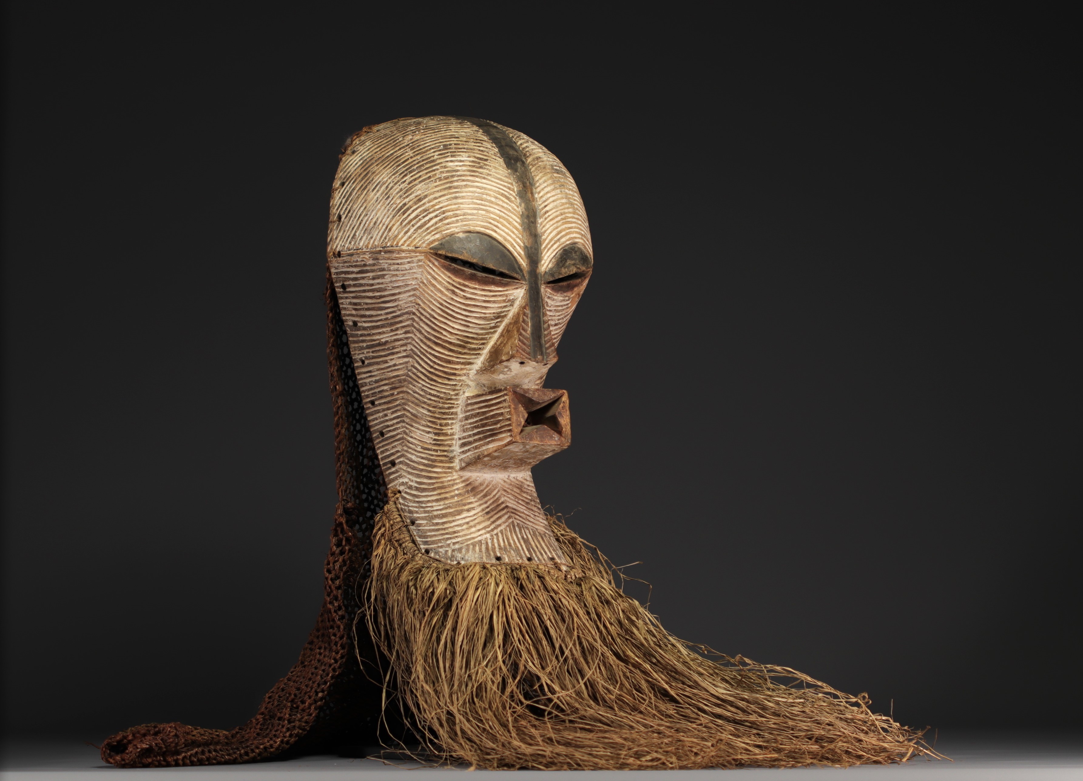 Kifwebe mask (Luba Songye) - Dem.Rep.Congo - Image 3 of 7