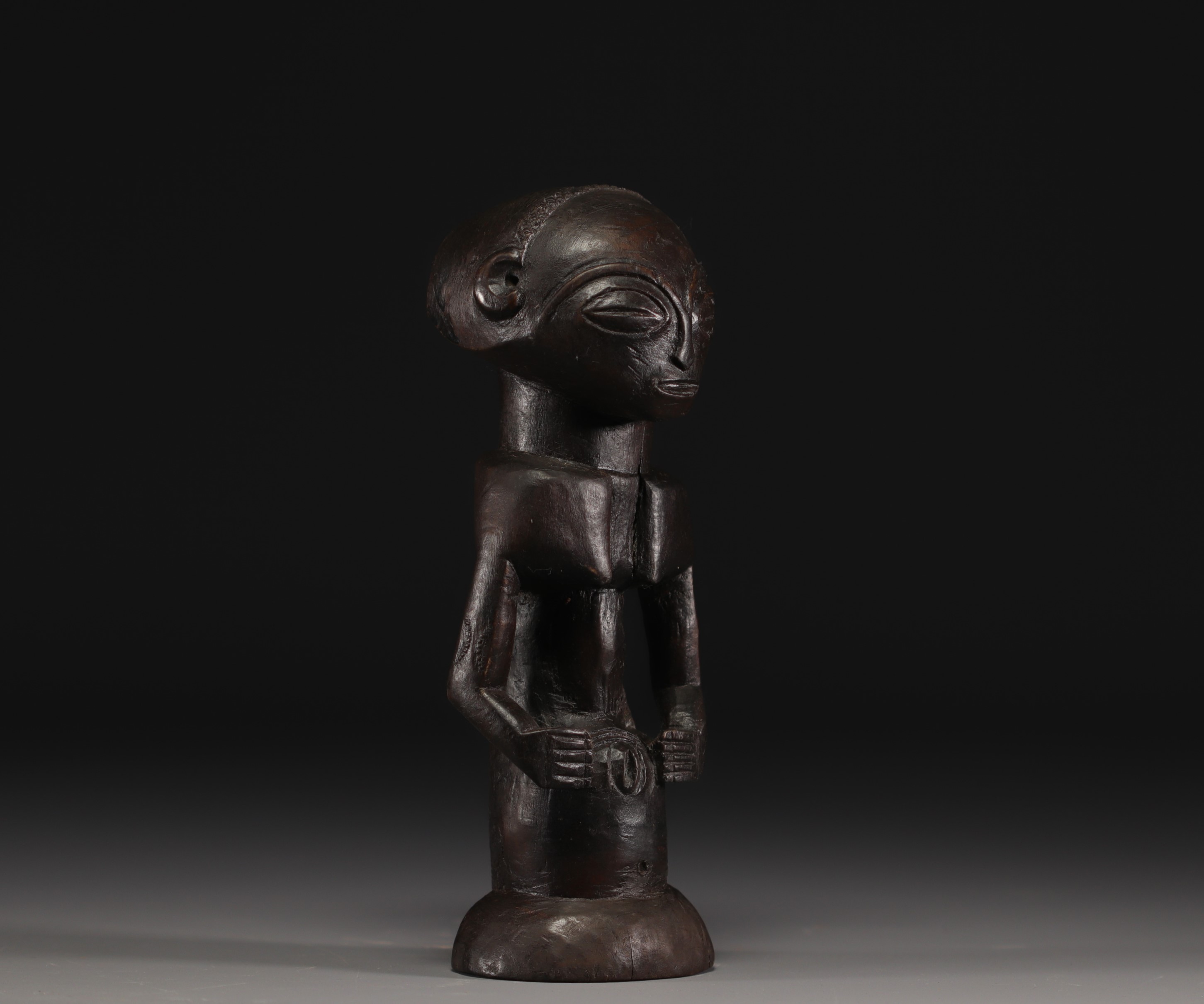 Unusual Luba figure with deep black patina-  bust - Dem.Rep. Congo