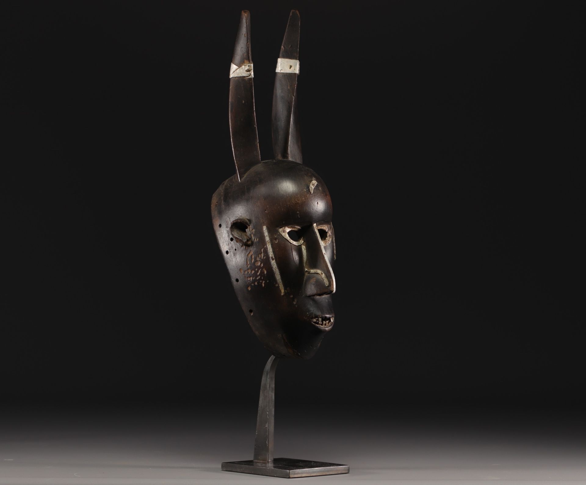 Malinke mask in hardwood, with aluminum ornamentation - Mali - Bild 3 aus 6